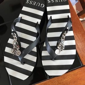 GUESS NAUTICAL WEDGE FLIP FLOPS